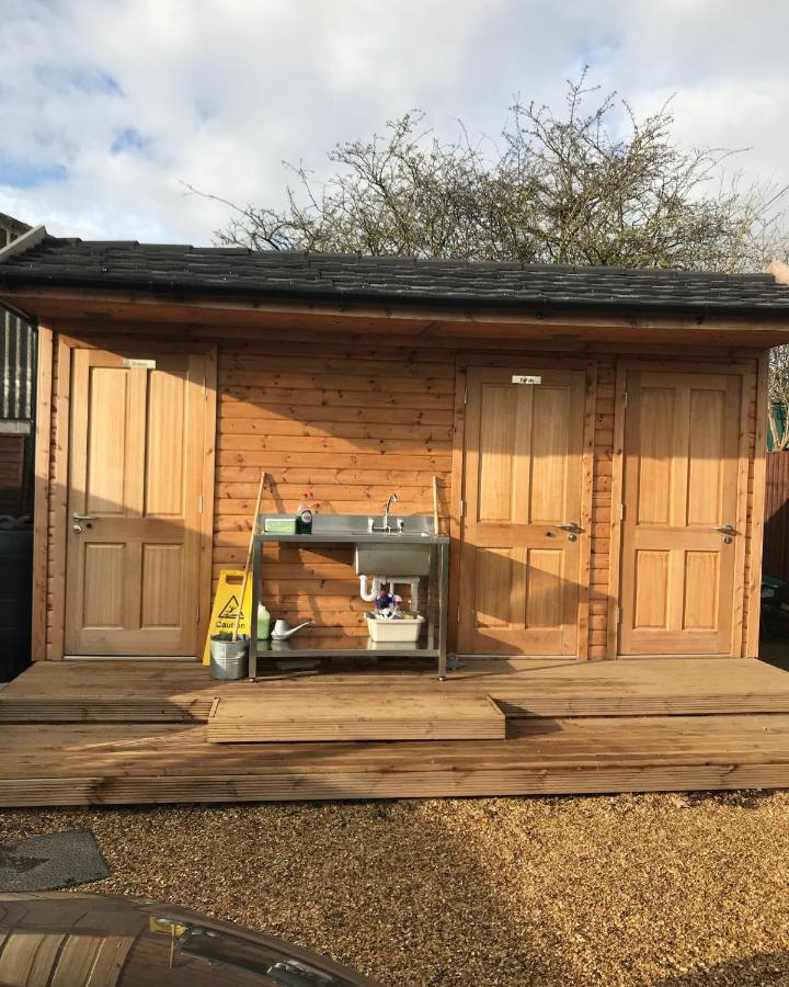 Elton Barn Fishery & Retreat Nottingham Bagian luar foto