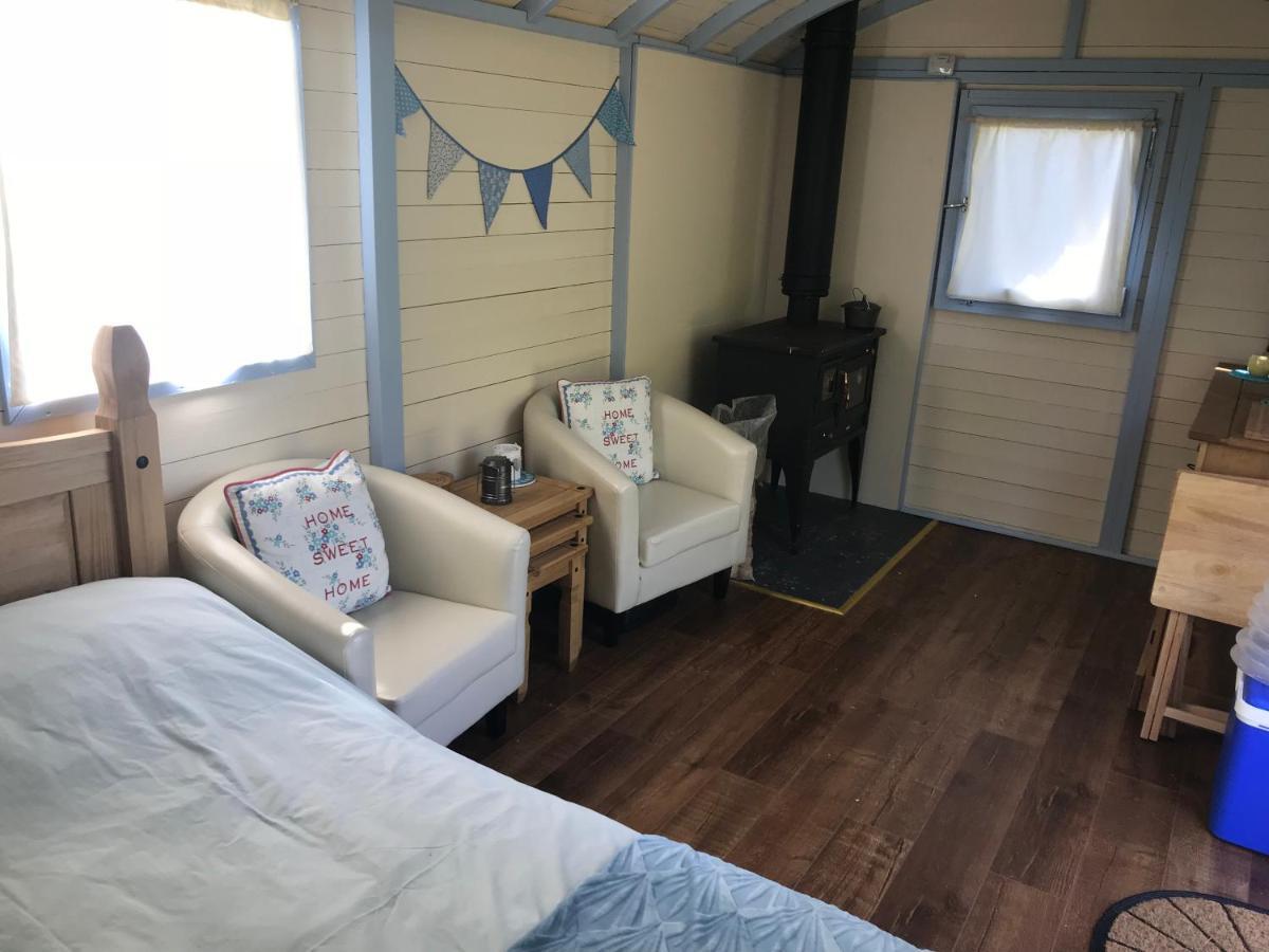 Elton Barn Fishery & Retreat Nottingham Bagian luar foto